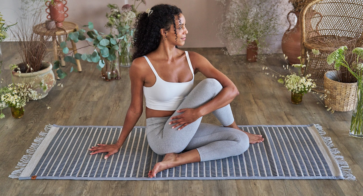 5 Tips to Stay Grounded During The Holiday Season